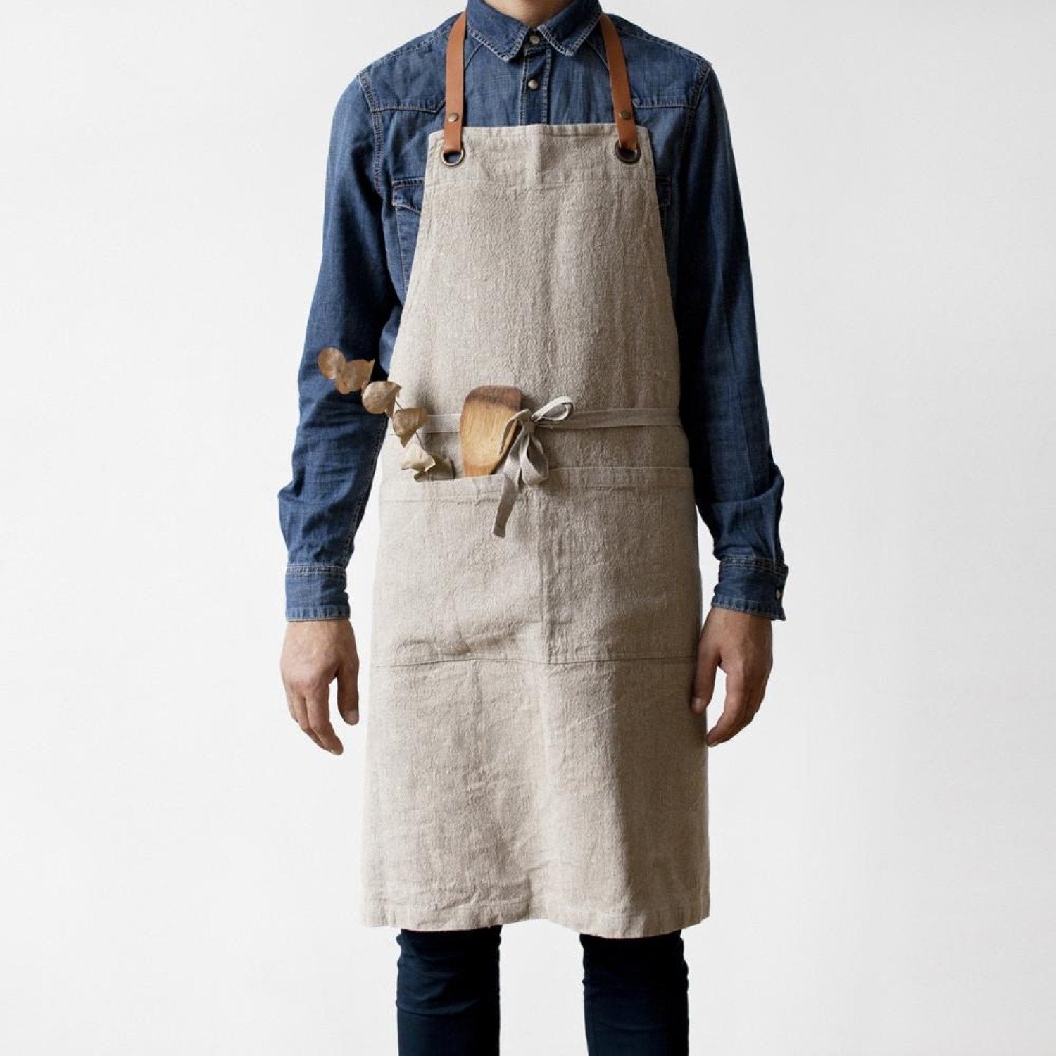 Washed Luxury Linen Chef’s Apron – Eco-Friendly | ECOIST